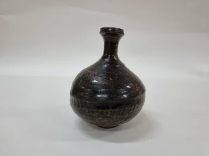 흑유병 — 경남대학교 박물관 · 소장 120323